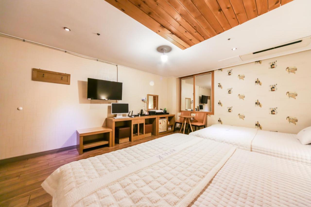 Gimhae Business Hotel K 外观 照片