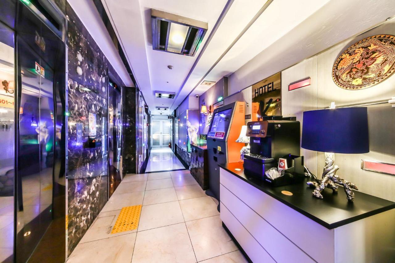Gimhae Business Hotel K 外观 照片